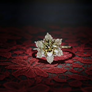 Flower Shaped Moissanite Ring 1 Ct S925