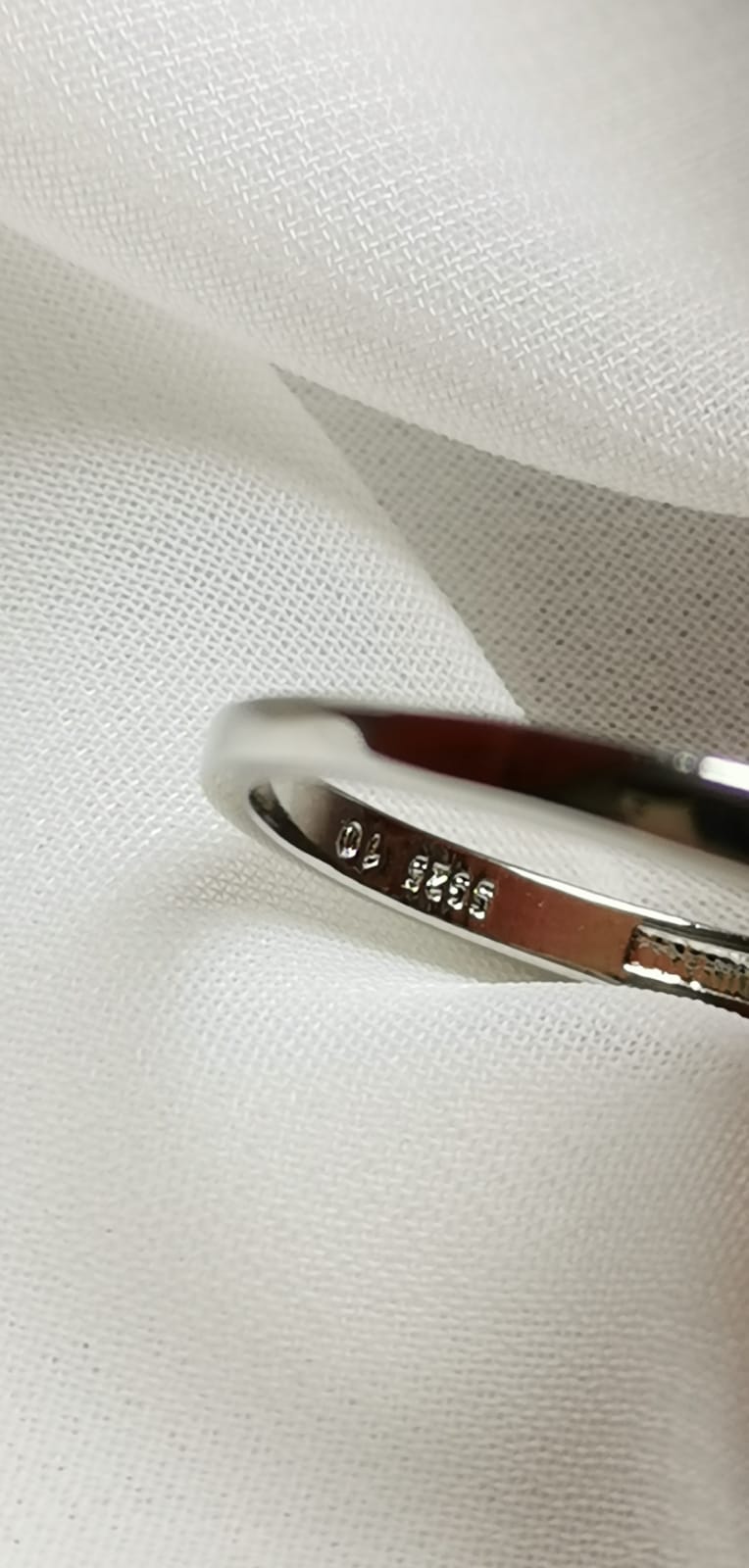 Sterling Silver Ring with Amethyst color stone - Image 3